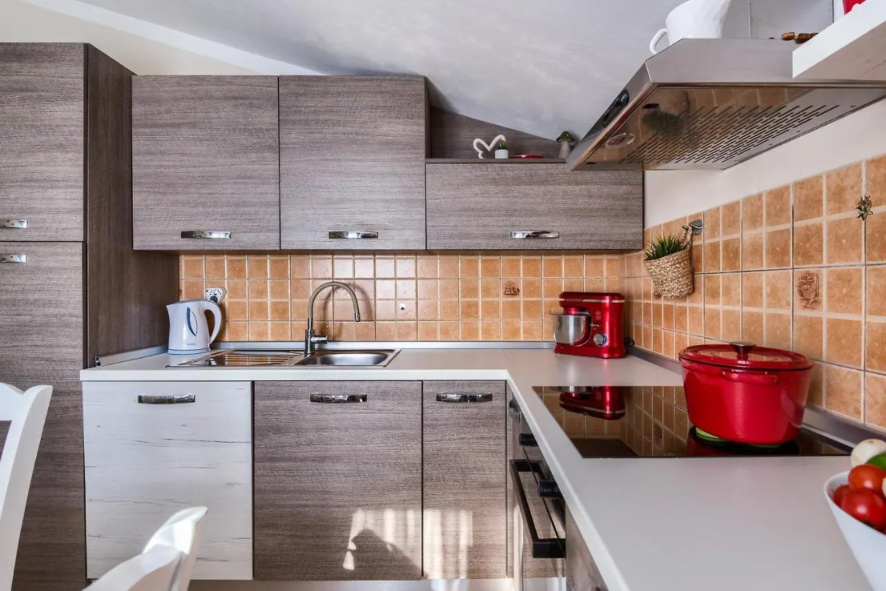 Apartmani Plavi Val