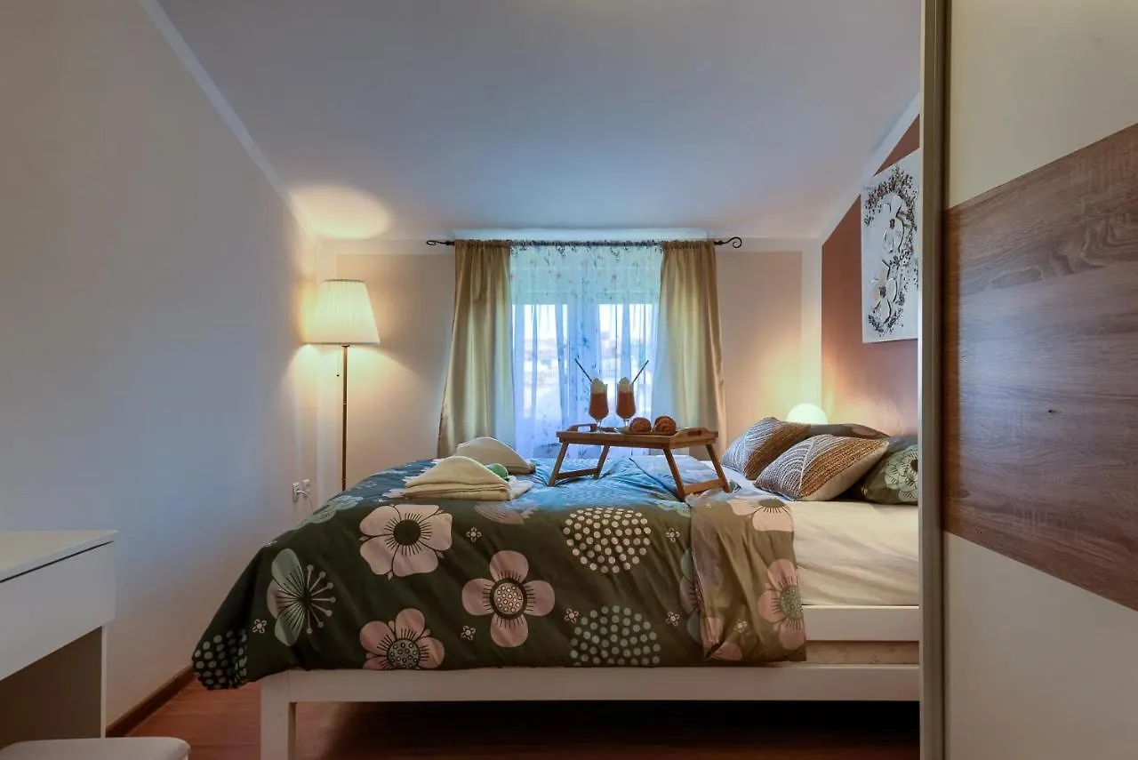 Apartmani Plavi Val Croatia
