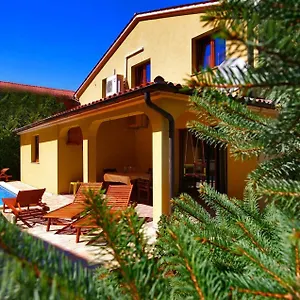  Vikendica Luces Croatia